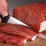 Vlees ver van het mes